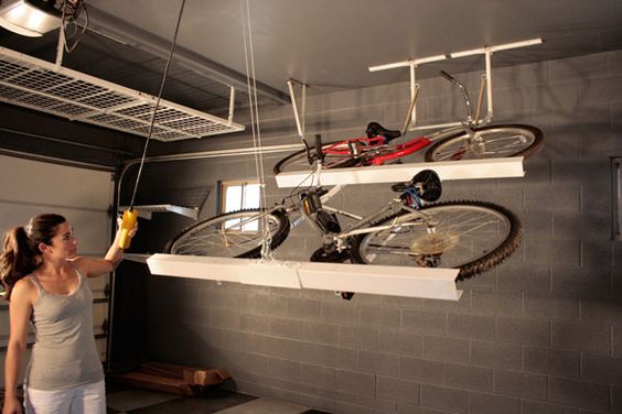 Suspendre, accrocher ses vélos au plafond / au mur, porte vélo