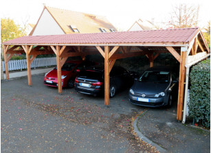 Fabricant d'abri voiture en bois haut de gamme sur-mesure en Luberon 84400  Pays d'Apt - Construction de maison à ossature bois Luberon - Mialon  Charpente