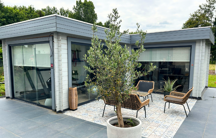 salle de sport extérieure dans un bureau de jardin design