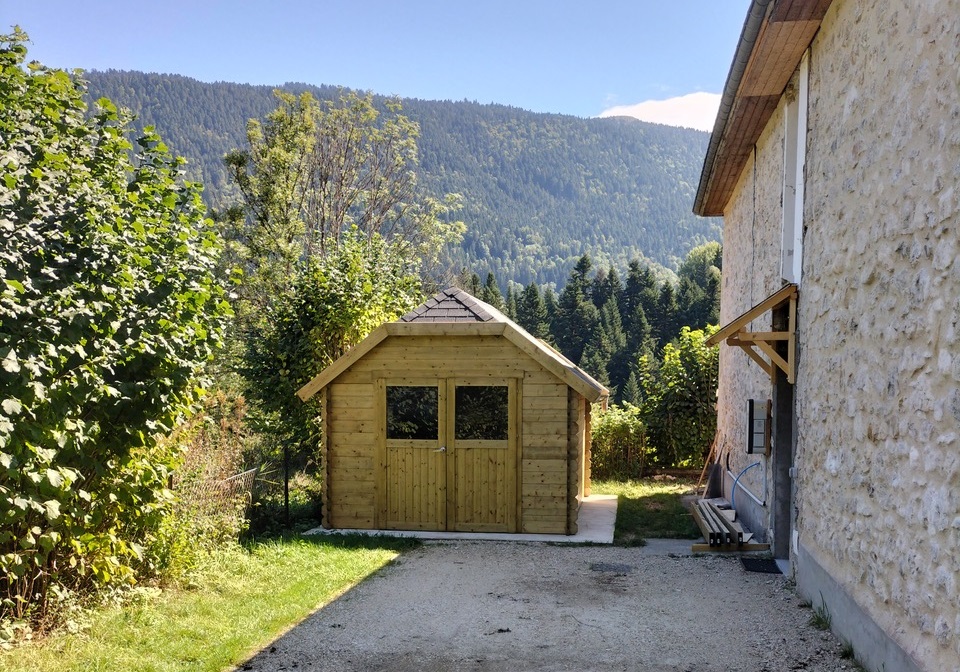 chalet de jardin en Chartreuse