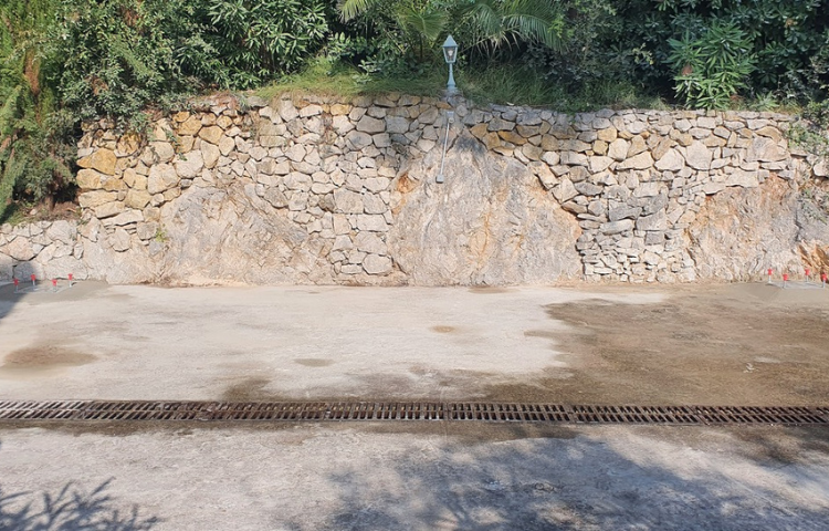 emplacement des plots béton